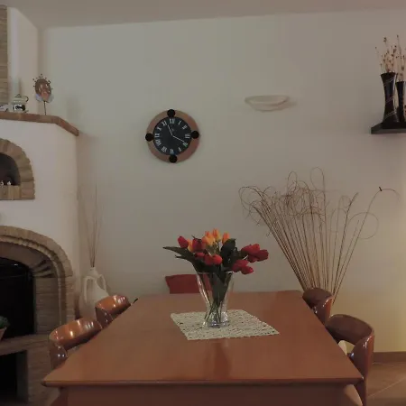 Artemide Bed and breakfast 4*